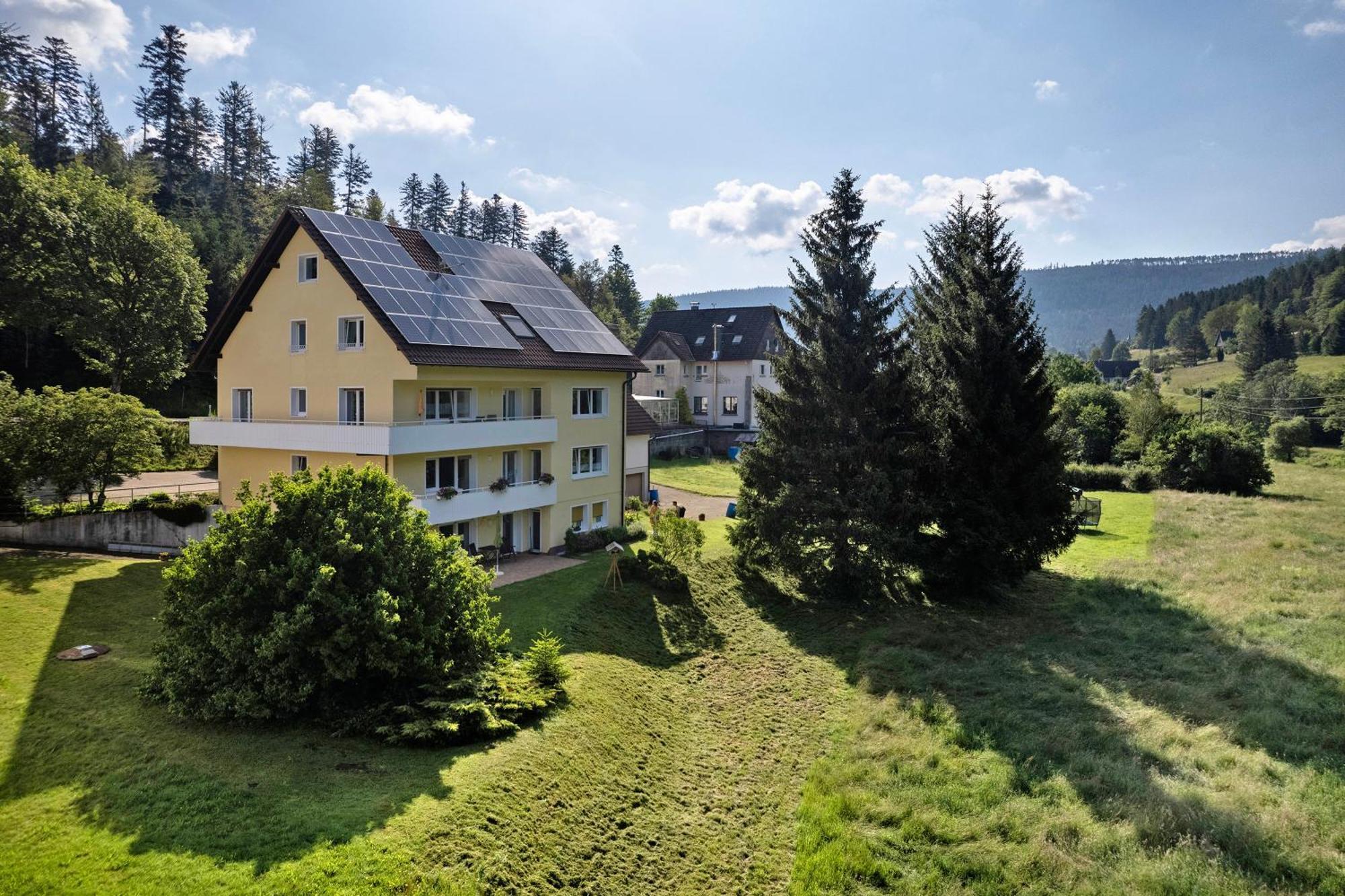 Апартаменти Haus Gisela Форбах Екстер'єр фото